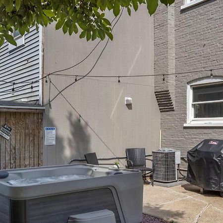 Rare City Home W/ Backyard Fire-Pit & Hottub Lancaster Exteriér fotografie
